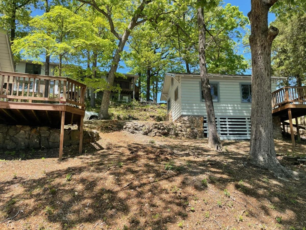 بحيرة أوزارك Lakeshore Fishing Cabins #4 المظهر الخارجي الصورة